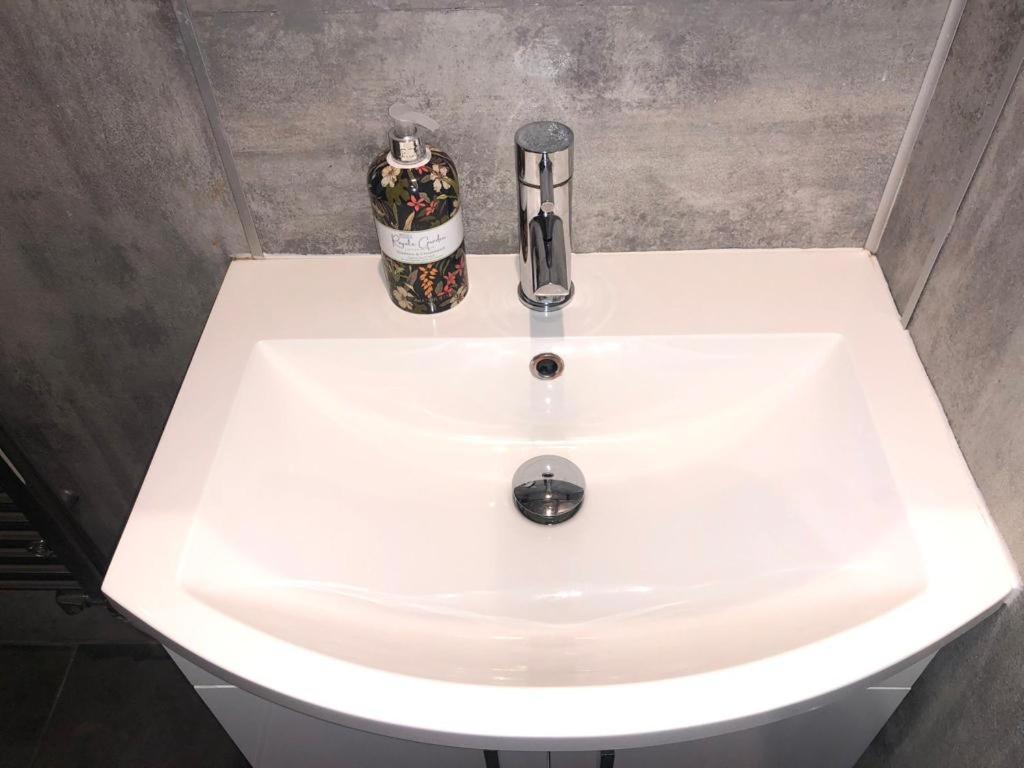 10 Large Elegant Studio - Prime Location - Comfortable - Private Hove Exterior foto